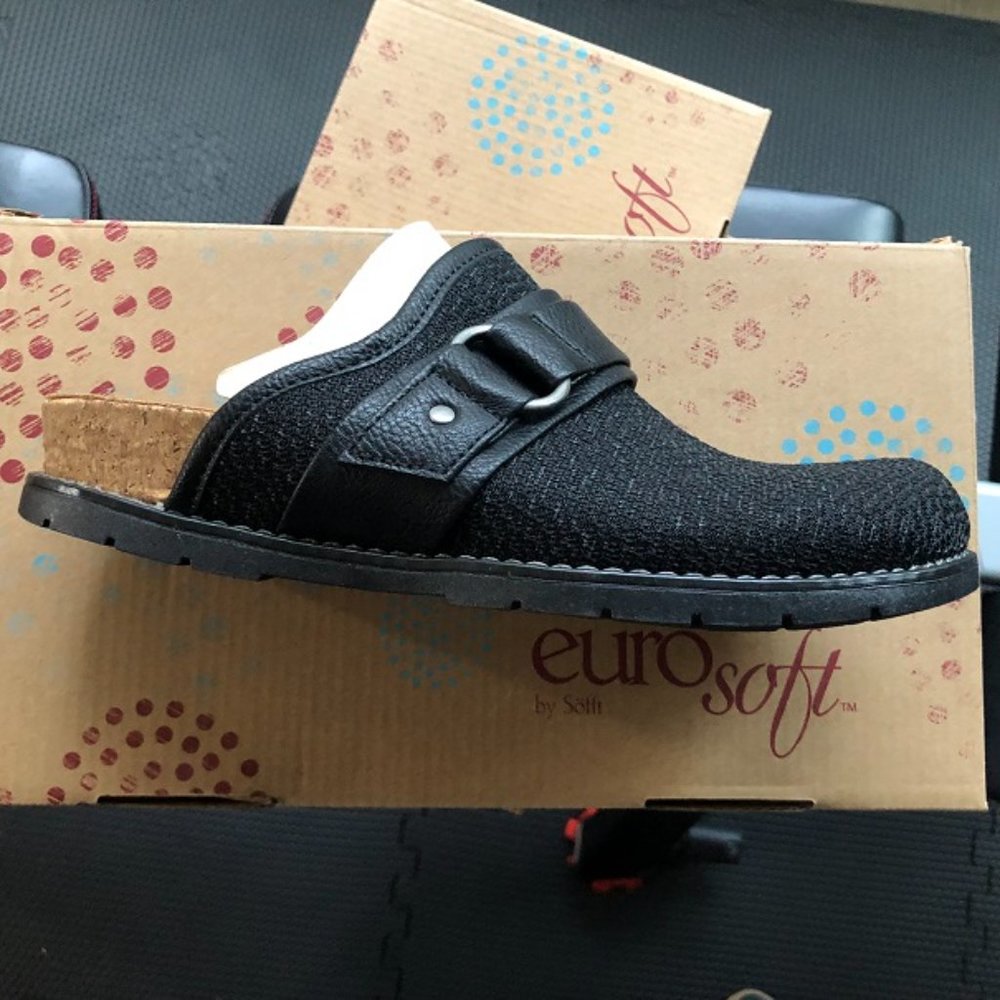EURO SOFT Black Clogs